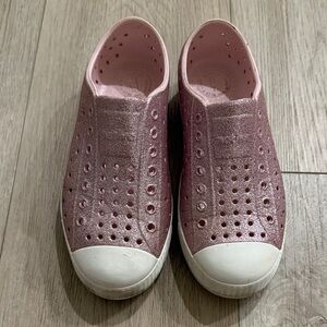 Native Pink Glitter Shoes